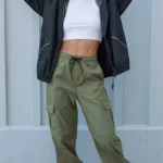 21 Spring Hiking Outfits for Women 2026