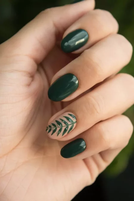 Oval vs Square Nails: Which Is More Flattering? Oval vs Square Nails: Which Is More Flattering?