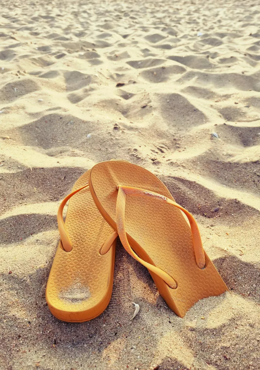 Summer Footwear Etiquette: When are Sandals Too Casual?